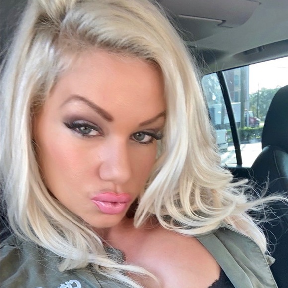 Meet your Posher, Misty - Picture 1 of 1